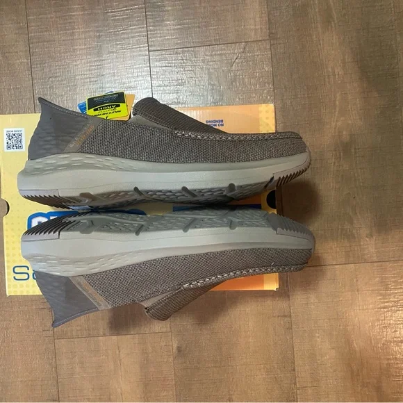 Skechers Parson-Ralven Slip-Ons. Size 13. Relaxed Fit. Taupe. - Picture 5 of 8